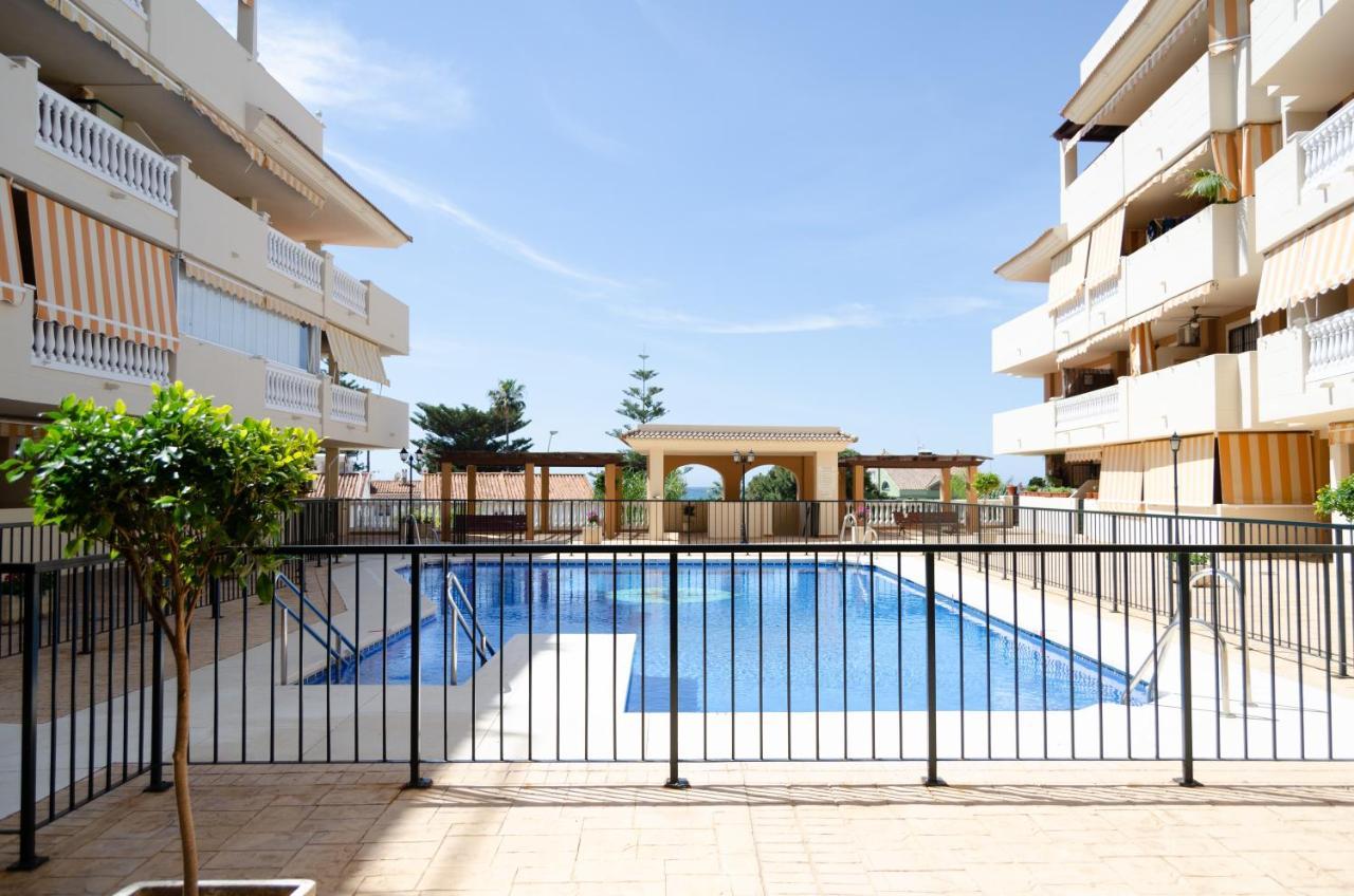 Wintowinrentals Pool, Sunny Side & Free Parking. Торе де Бенагалбон Екстериор снимка